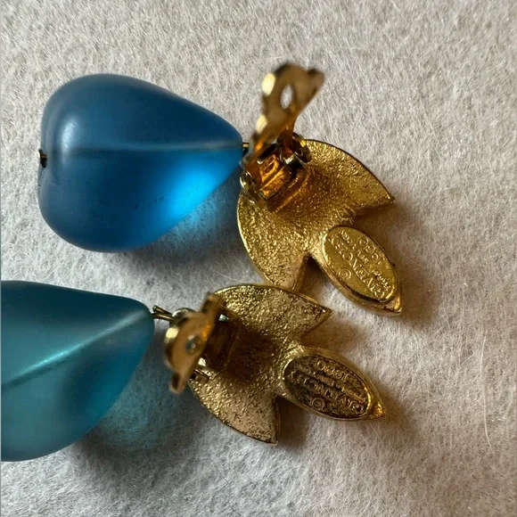 Vintage Givenchy clip ons earrings  preowned very rare - Picture 5 of 13